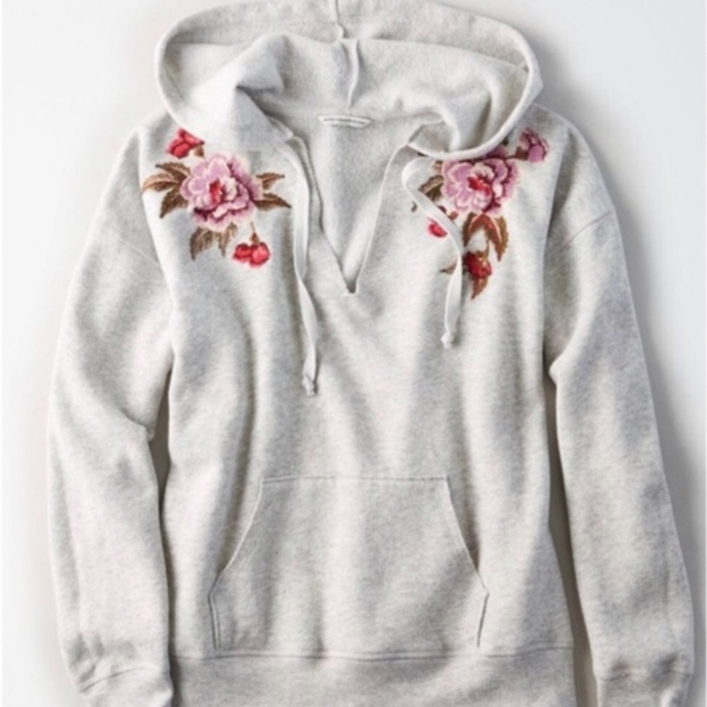 NWOT - AE Floral Hoodie
